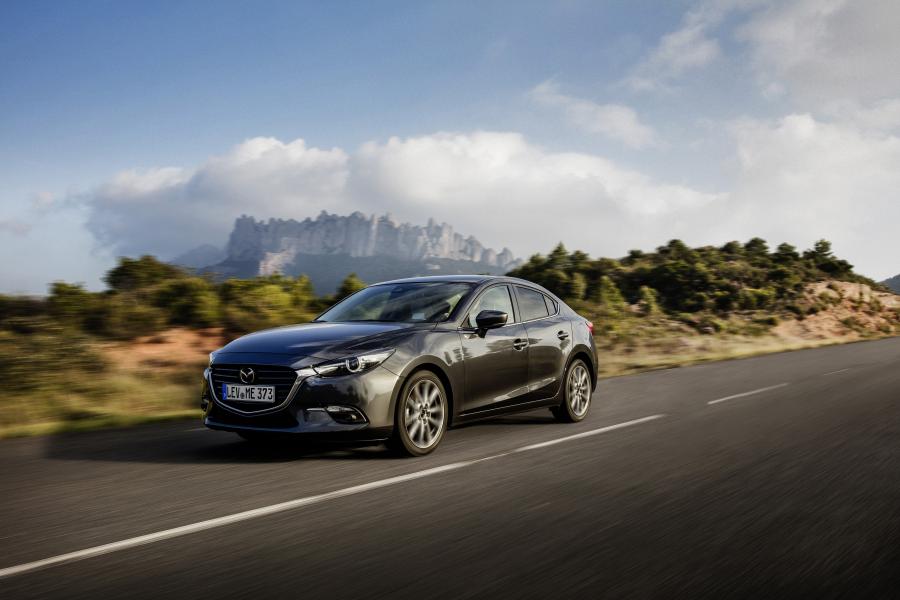  Mazda3 Sedan 2016 года  (WW) (фото 29 из 37)